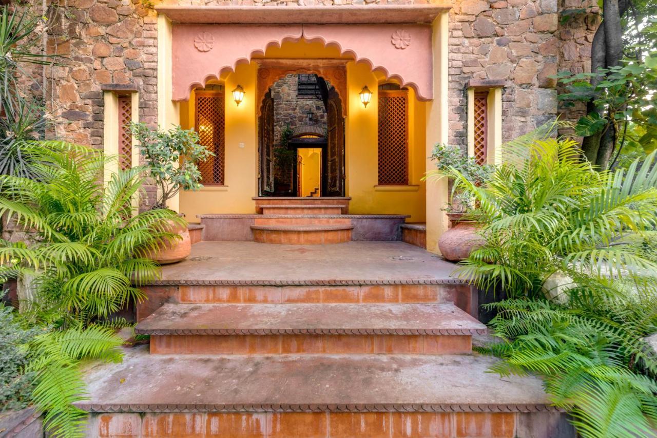 Hostie Chinar Haveli - Heritage Home With Pool, Gurgaon Exterior foto