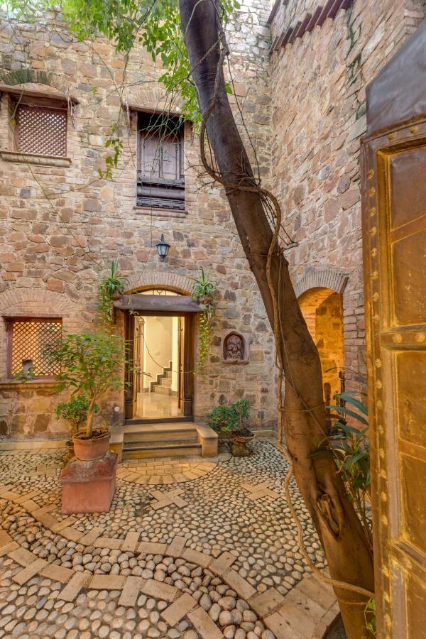 Hostie Chinar Haveli - Heritage Home With Pool, Gurgaon Exterior foto